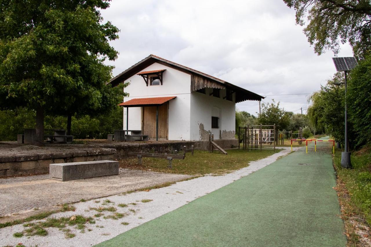 Ninho D'Arara Bed & Breakfast Tondela Exterior photo