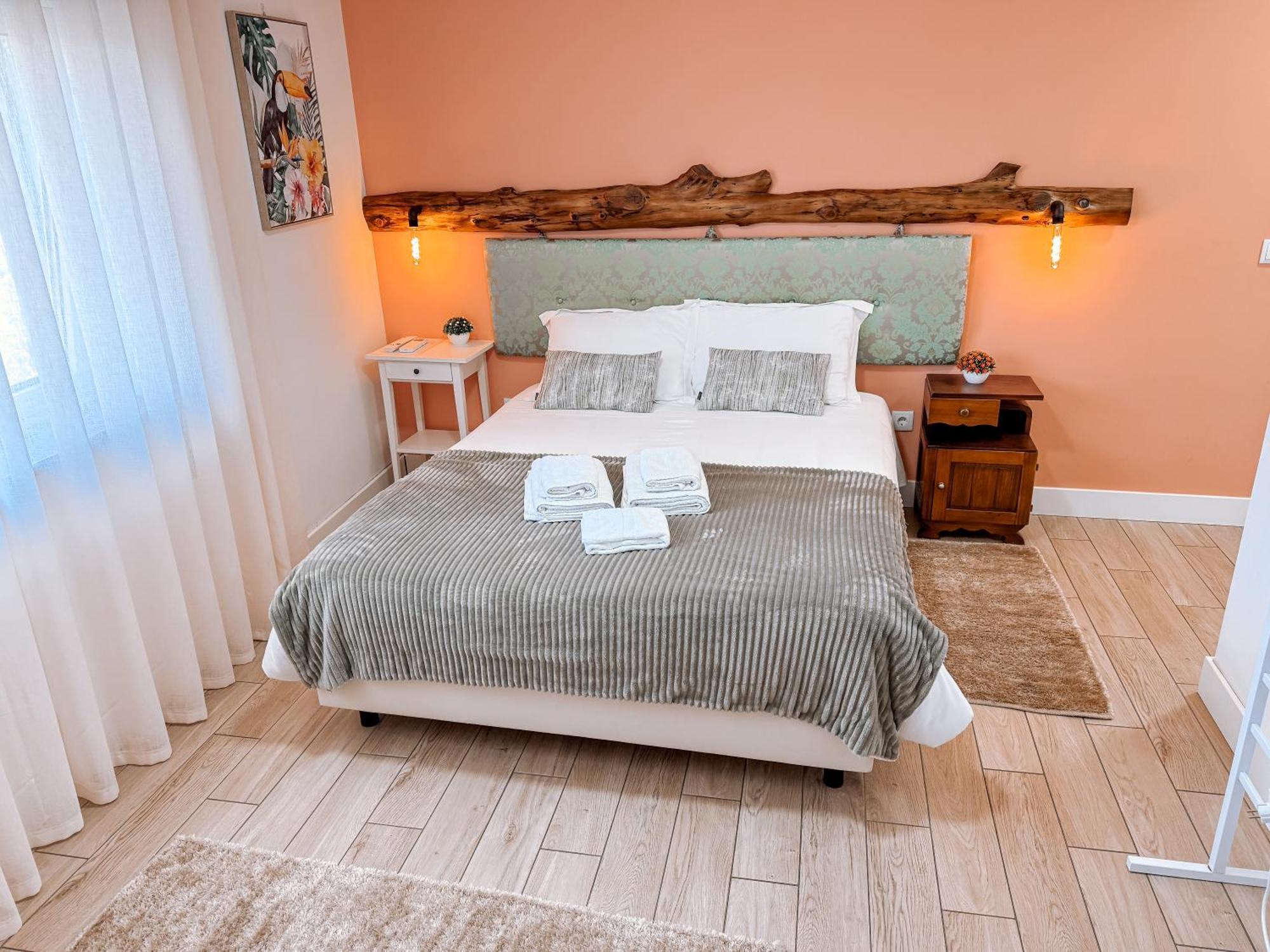 Ninho D'Arara Bed & Breakfast Tondela Exterior photo